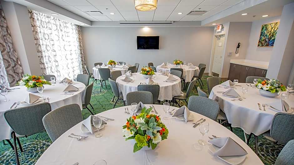 Holiday Inn Knoxville N - Merchant Drive By IHG