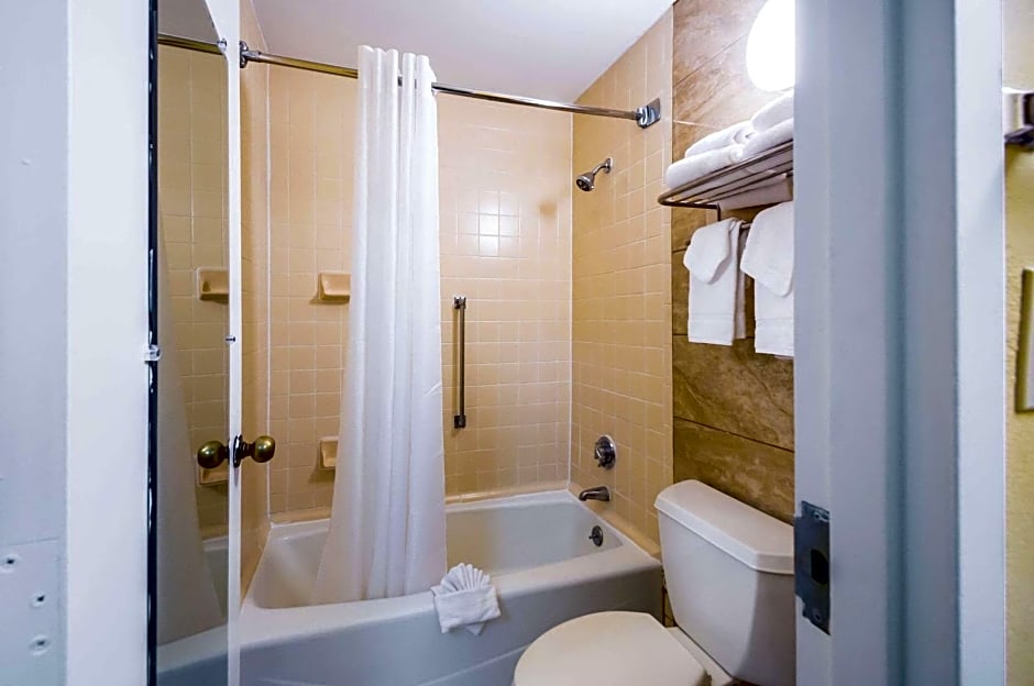 Quality Inn Fredericksburg-Central Park Area