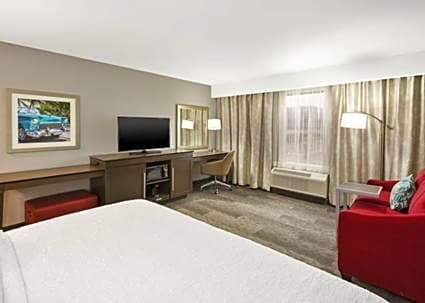 Hampton Inn by Hilton Detroit Dearborn, MI
