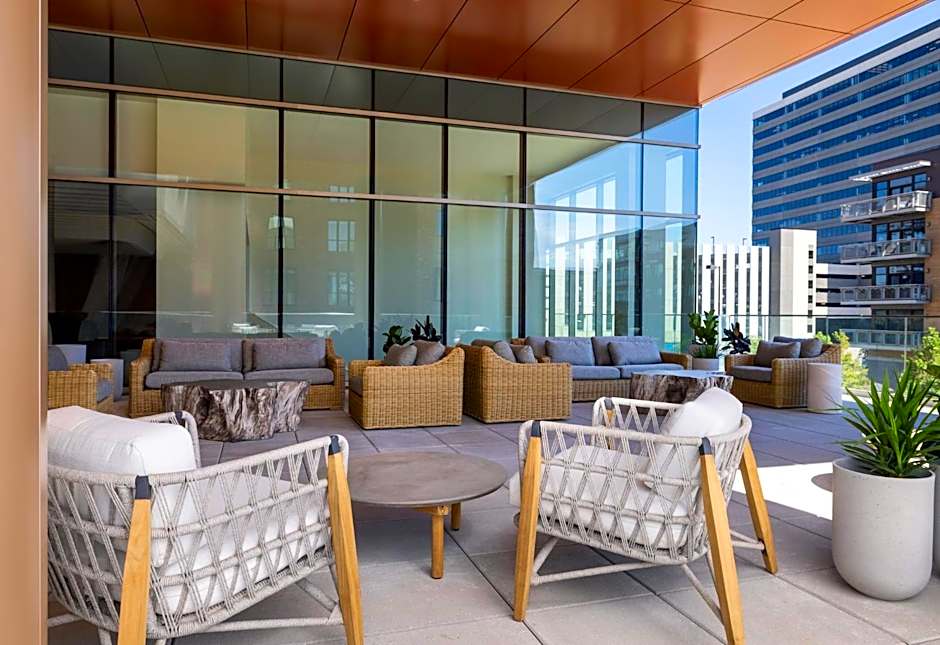 Kimpton Claret Hotel By IHG