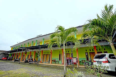 Hotel O Anisah Adil Homestay SyariahNearsmart Kampung Desa Pakistaji