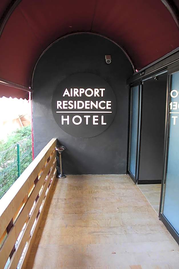Airport Residence