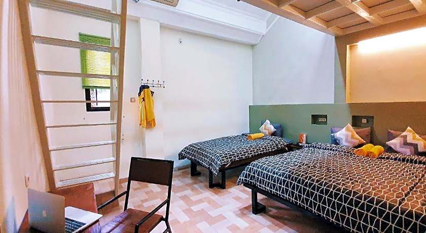 MADOR Malang Dorm Hostel