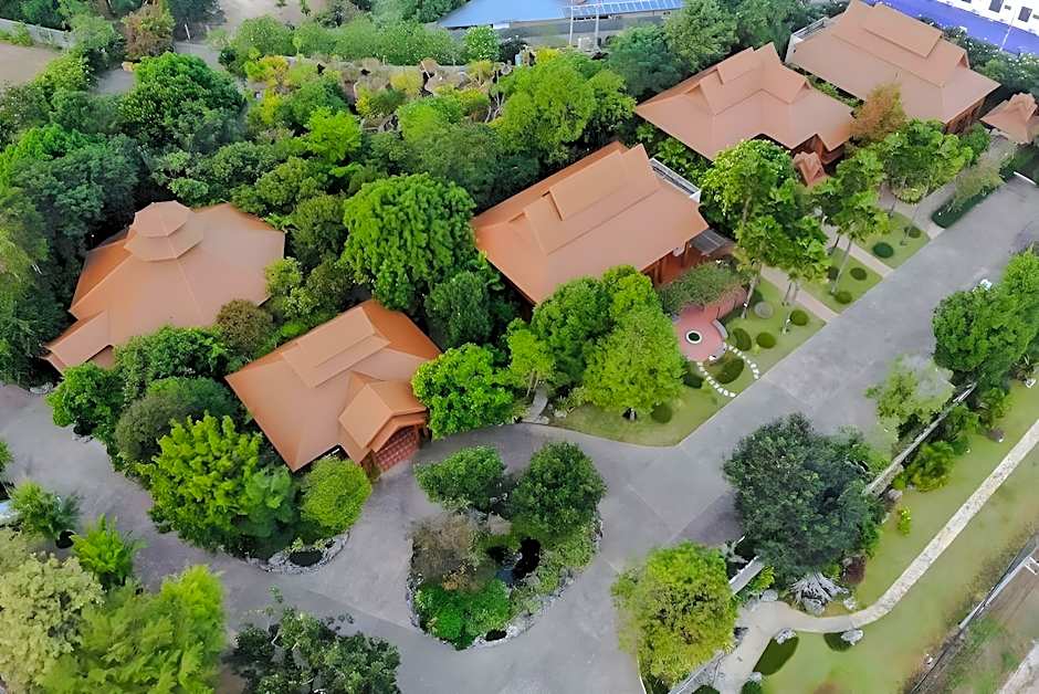 Vanasin Residence