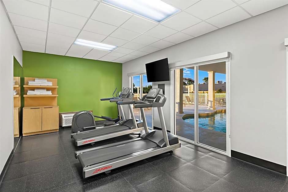 Spark by Hilton Panama City Beach