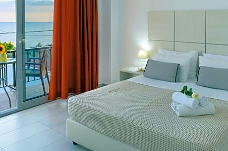 Superior Room with Sea View