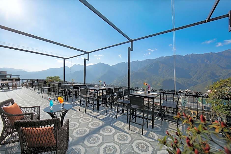 Sapa Horizon Hotel & Skybar