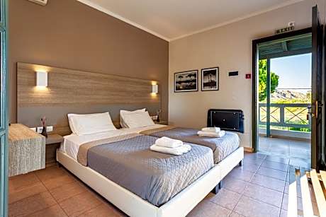 Comfort Quadruple Room