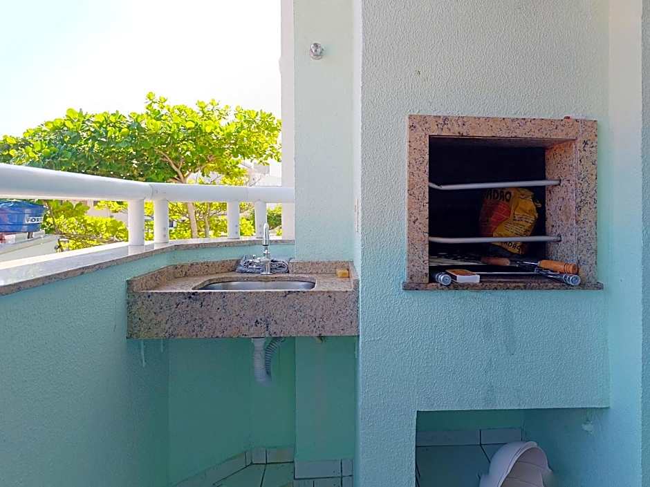 300m do mar no centrinho dos Ingleses - ISL103