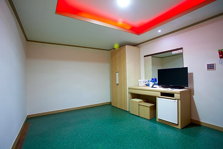 Suanbo Saipan Hot Spring Hotel