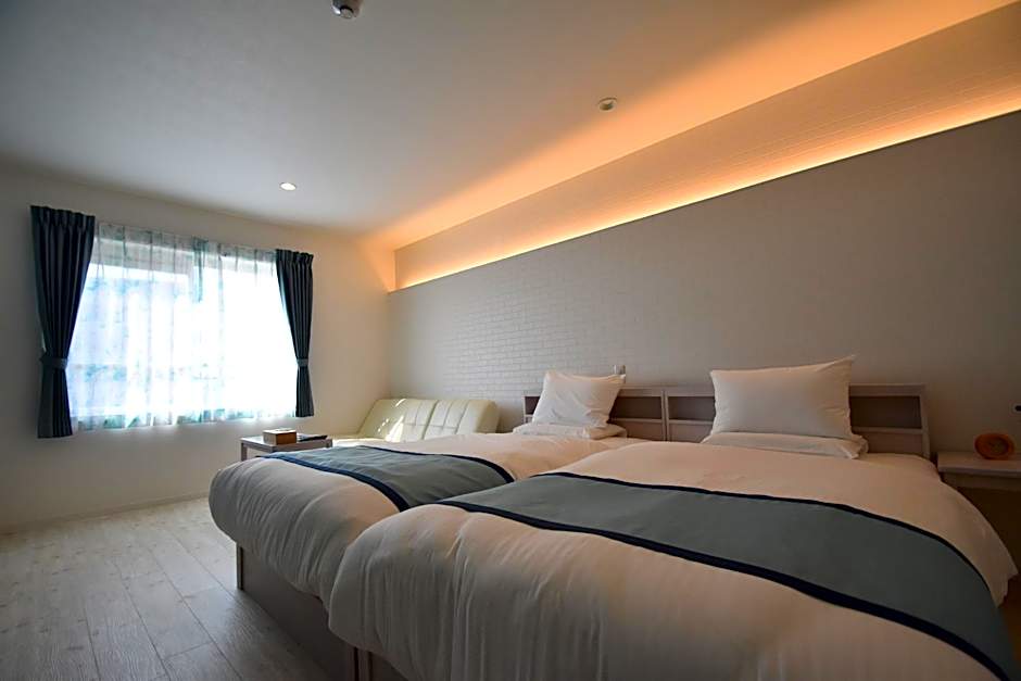 Pine Hills Hotel Miyakojima