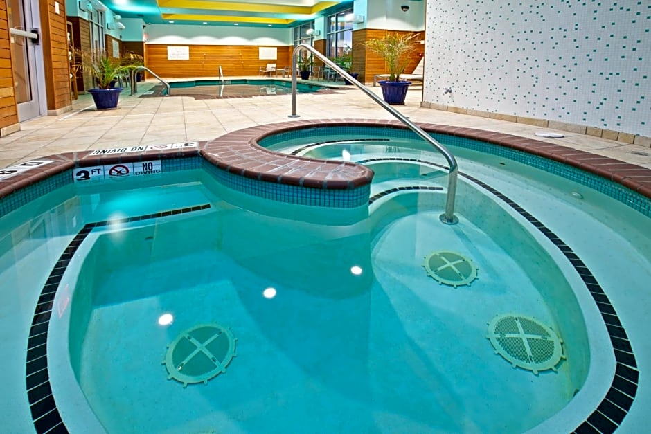 Hotel Indigo Columbus Architectural Center By IHG