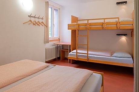 Quadruple Room with Private Bathroom
