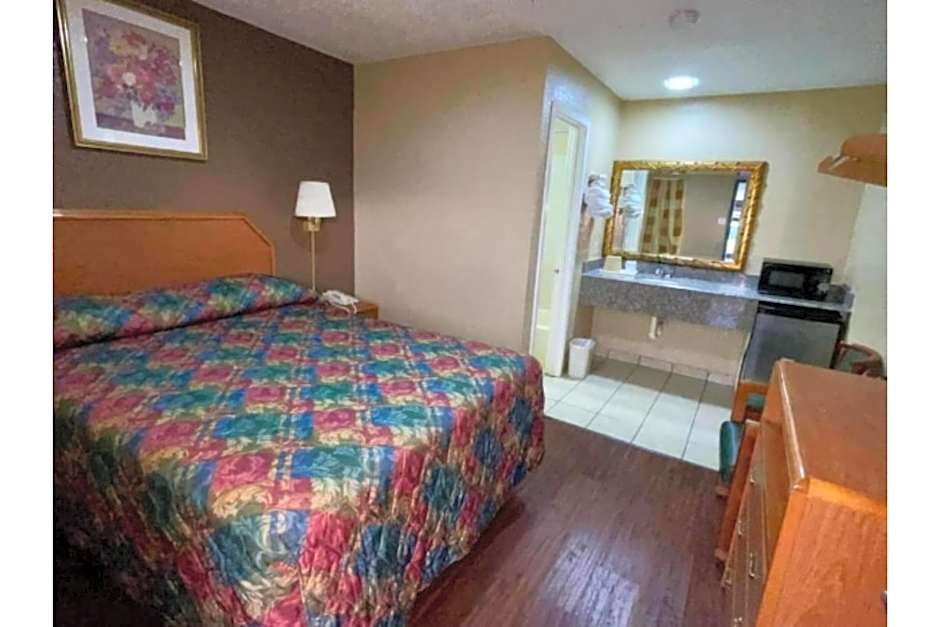 Golden Inn Dallas by Hotel O