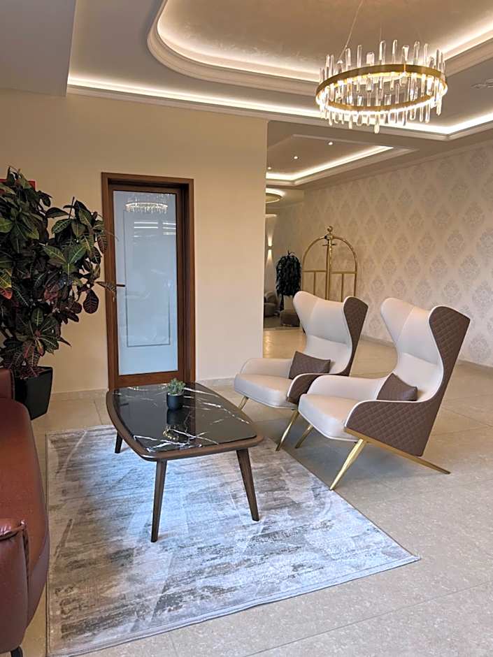 Nobel West Hotel