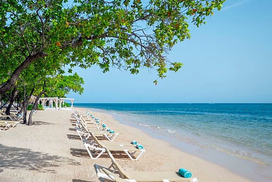 Iberostar Rose Hall Beach