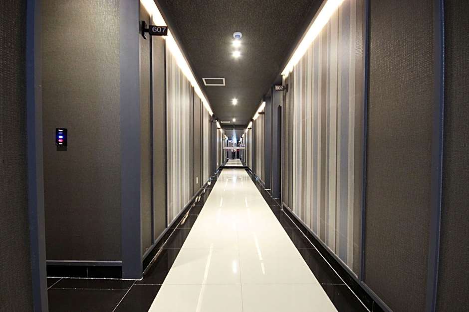Dom Hotel