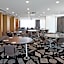Courtyard by Marriott Montreal Laval