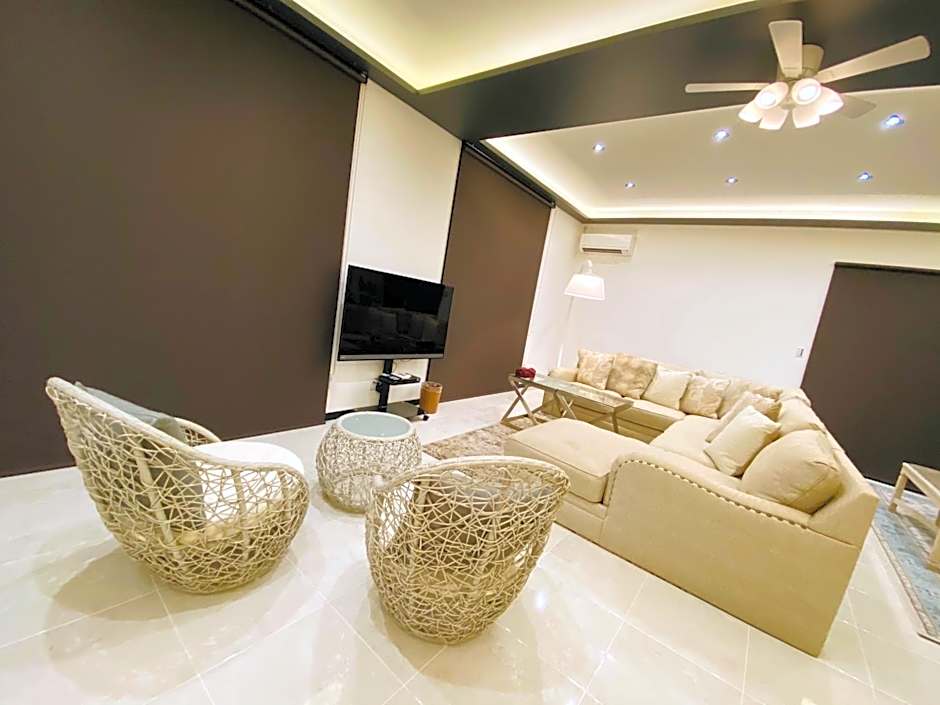 Palm Tree House Ishigaki - パームツリーハウス石垣