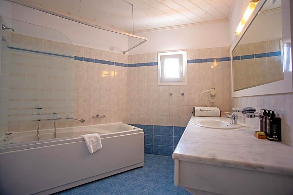 Yiannaki Hotel