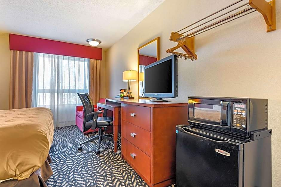 Quality Inn Falconer - Jamestown