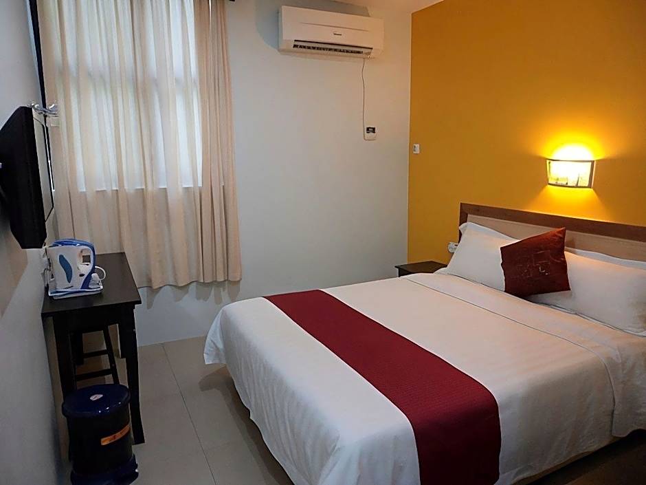 Mega Inn