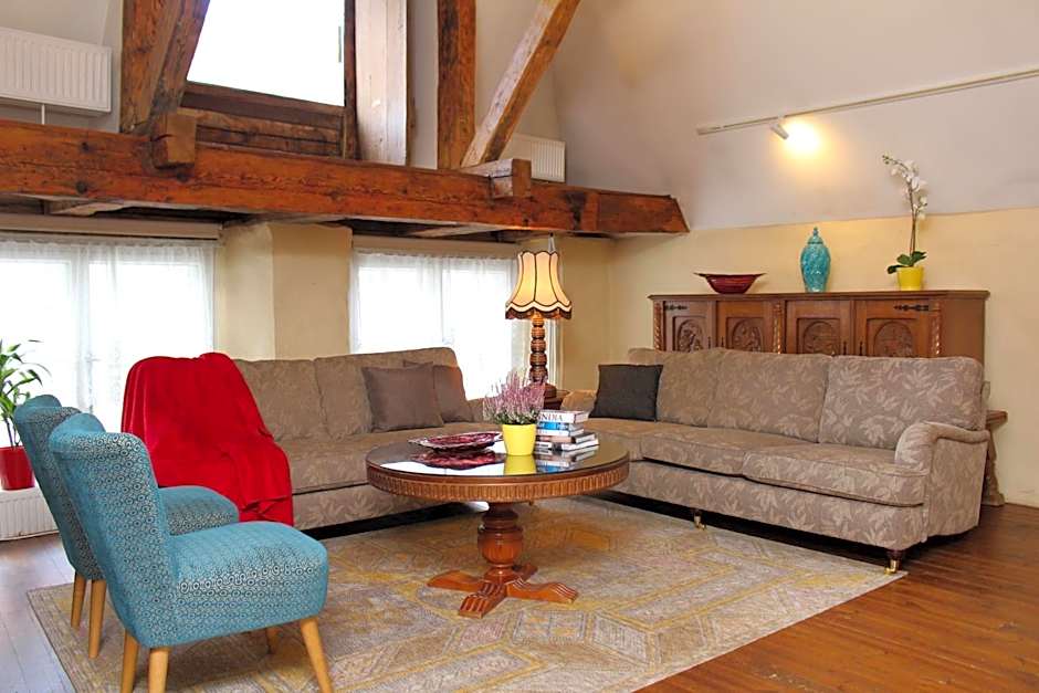 Tallinn City Apartments - Town Hall Square