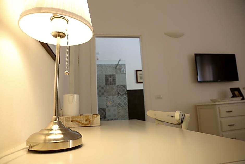 Dimi House
