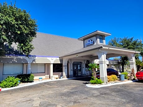 Knights Inn San Antonio near AT&T Center