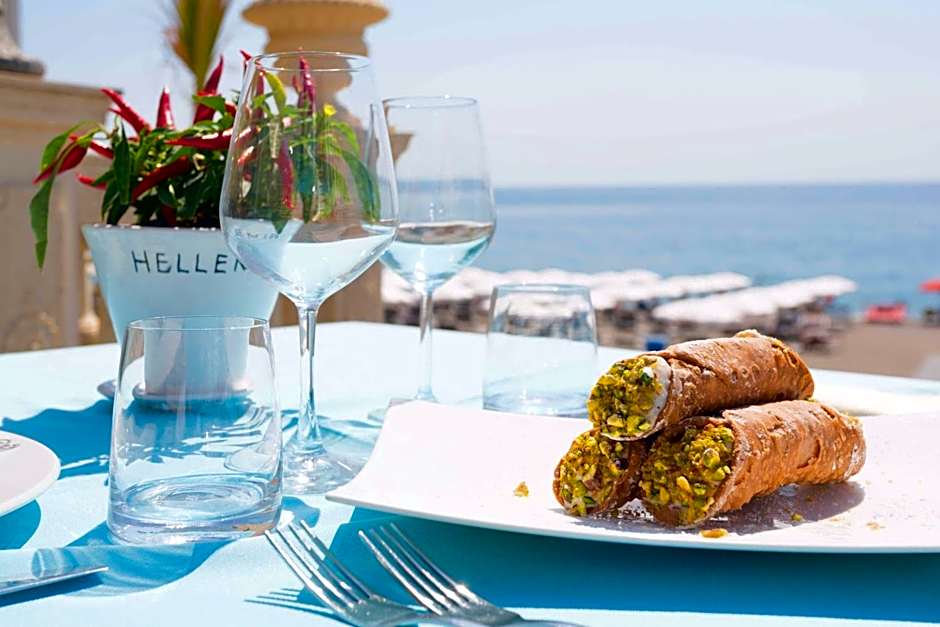 Hellenia Yachting Hotel & SPA