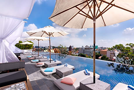 Patio Hotel & Urban Resort
