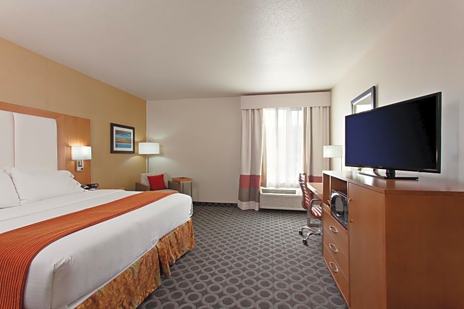 Holiday Inn Express North Hollywood Burbank Area