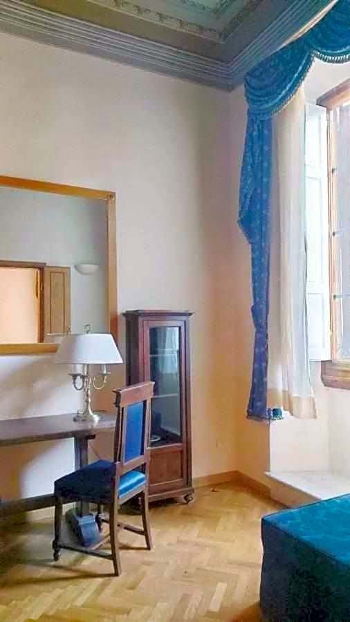 Tornabuoni La Petite Suite