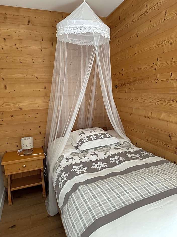 Maison La Devinière - sauna et spa compris accessibles toute l'année