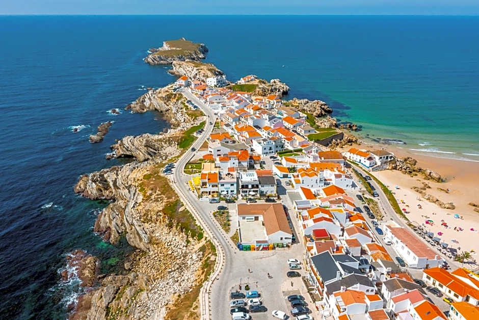 Baleal Classic Waves Guest House