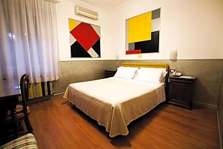 Classic Double or Twin Room
