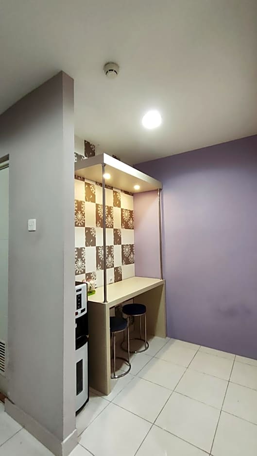 Kozy Room Sentul Tower Apartemen