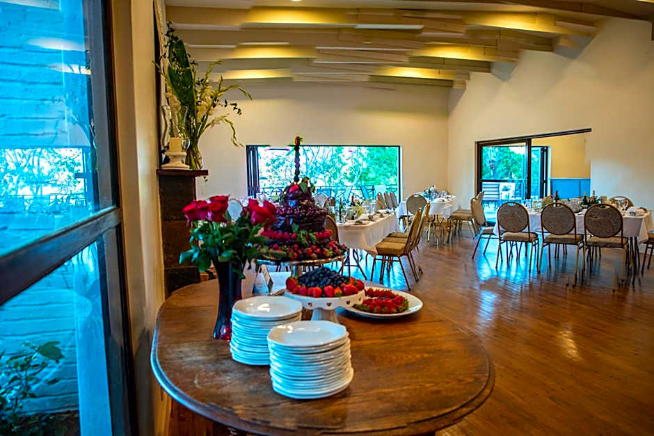 Far Hills Country Hotel
