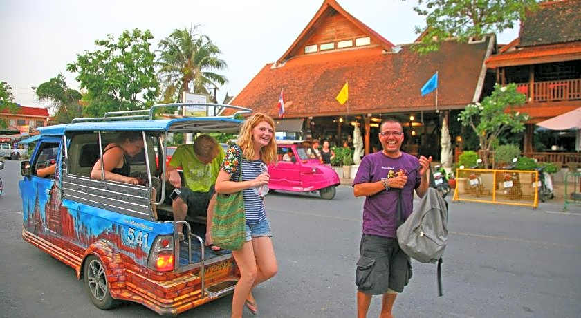 Tony's Place Beds & Breakfast