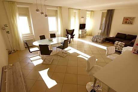 Deluxe Two-Bedroom Apartment with Balcony and Lake View