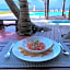 Casa del Puerto by MIJ - Beachfront Hotel