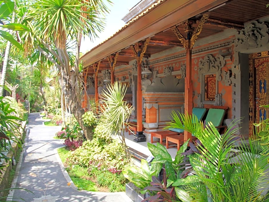 Puri Gopa Hotel
