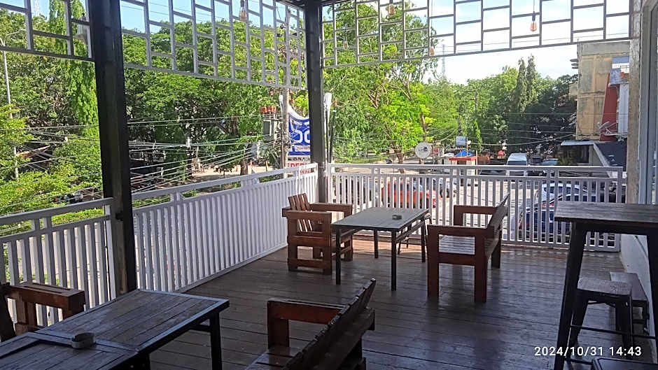 Hadrah Hotel