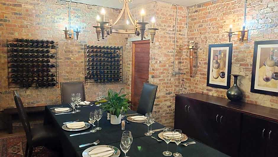 Riboville Boutique Hotel And Restaurant