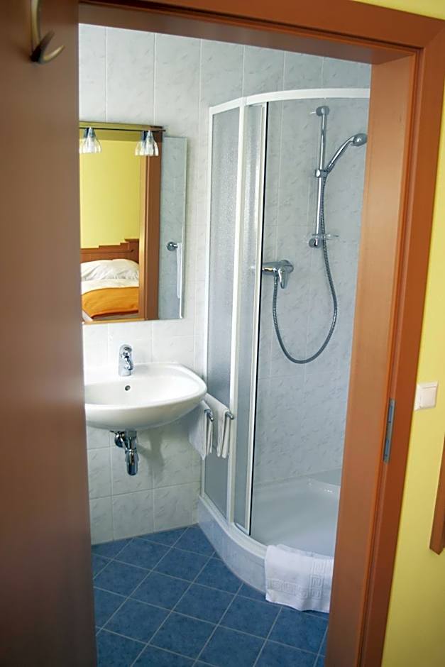 Hotel Highway - Bed & Breakfast