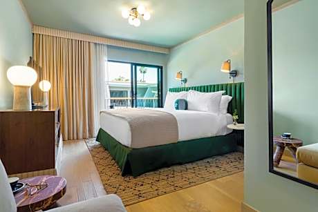 King Room with Balcony