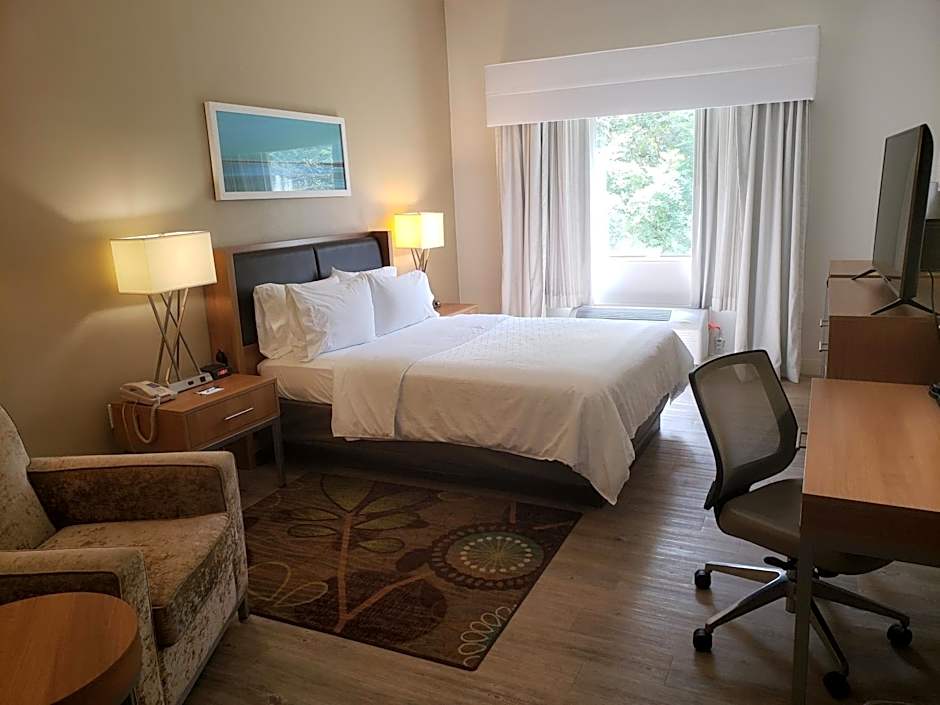 Holiday Inn Express Hotel Pittsburgh-North/Harmarville By IHG
