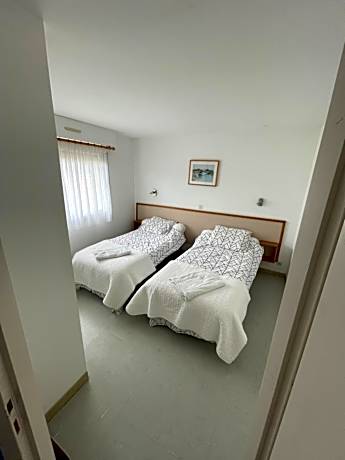 Apartment with Garden View