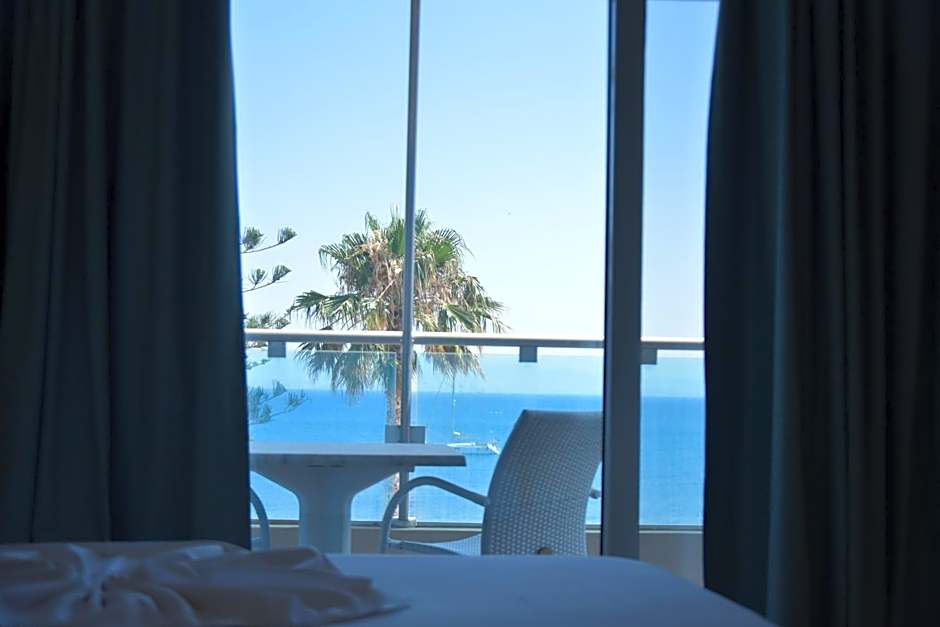 Bristol Sea View Apartments