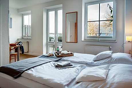 Single Room with Terrace